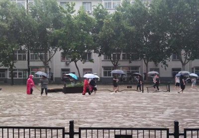 多条铁路线淹水、地铁停运……河南暴雨致部分交通受阻